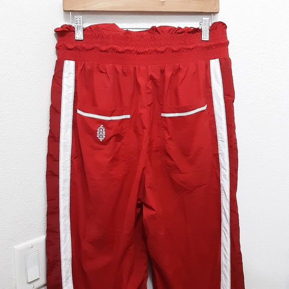 FP Movement Free People Champ Is Here Nylon Pant - Picture 4 of 5